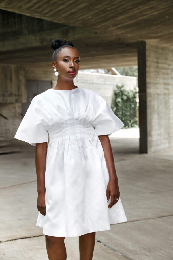 Fofoii Shift Dress (White)